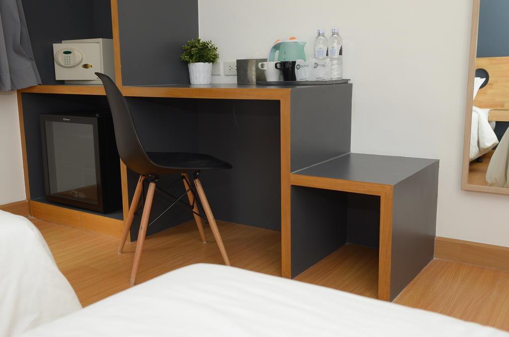 Mybed Ratchada Hotel Банкок Екстериор снимка