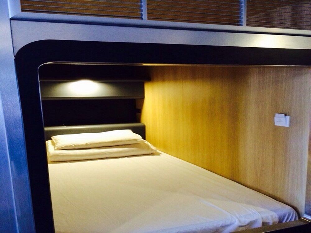 Mybed Ratchada Hotel Банкок Екстериор снимка
