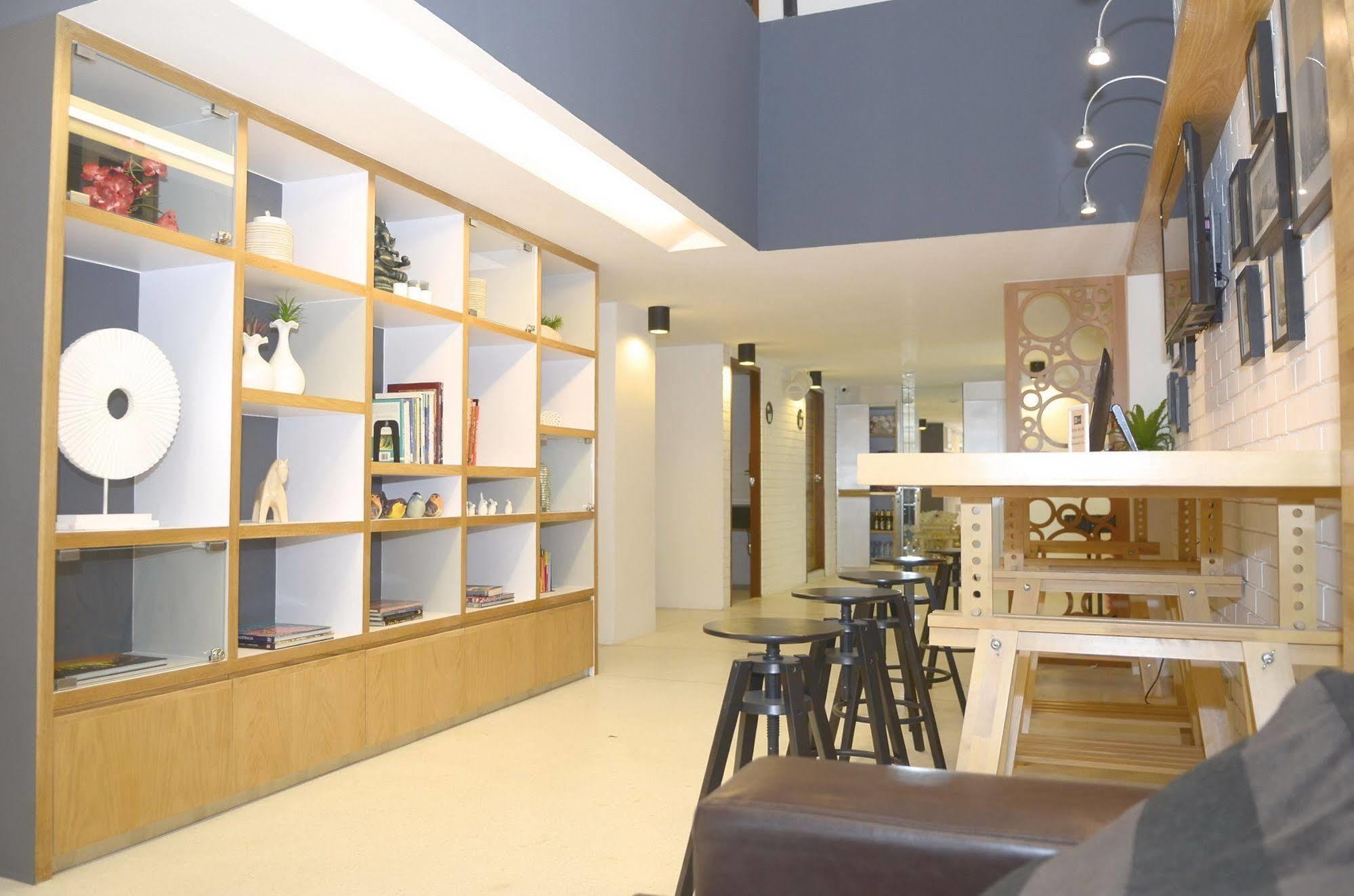 Mybed Ratchada Hotel Банкок Екстериор снимка
