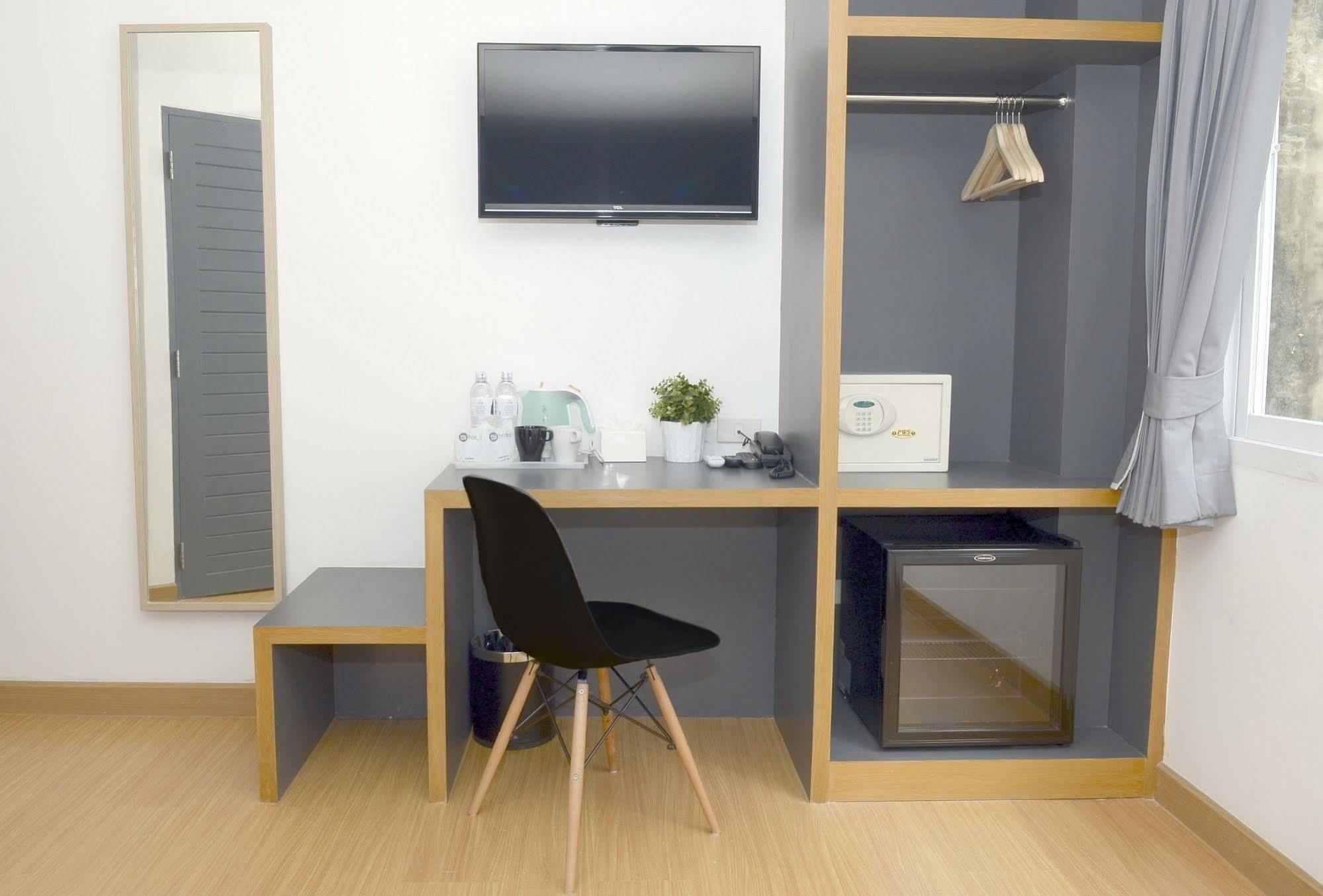 Mybed Ratchada Hotel Банкок Екстериор снимка