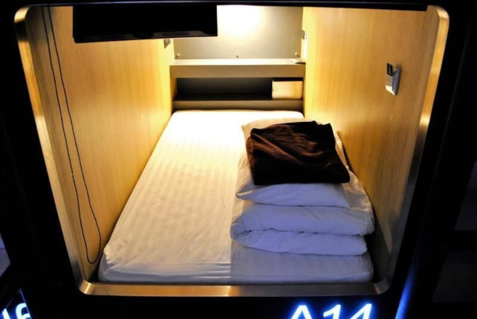 Mybed Ratchada Hotel Банкок Екстериор снимка